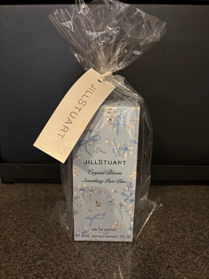JILL STUARTクリスタルブルームサムシングピュアブルー 30ml 香水