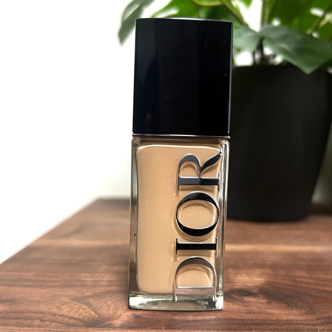 【DIOR】フォーエバーフルイドスキングロウ　1N