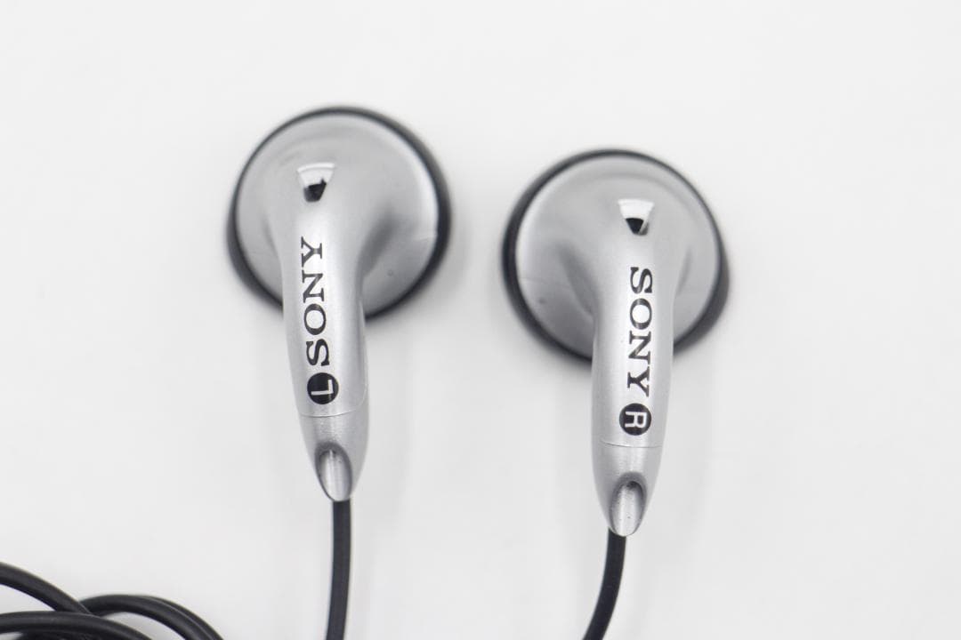 [S-TN 2900] SONY WALKMAN リモコン RM-MC11EL