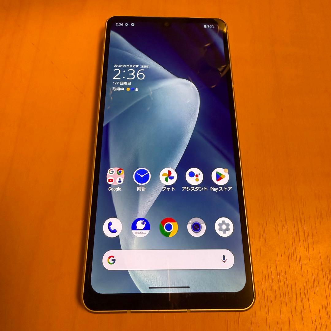 SHARP AQUOS Sense7 プラス