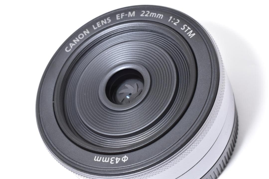 ■ 美品 ■ キヤノン　Canon EF-M22mm F2 STM 安心の動作品