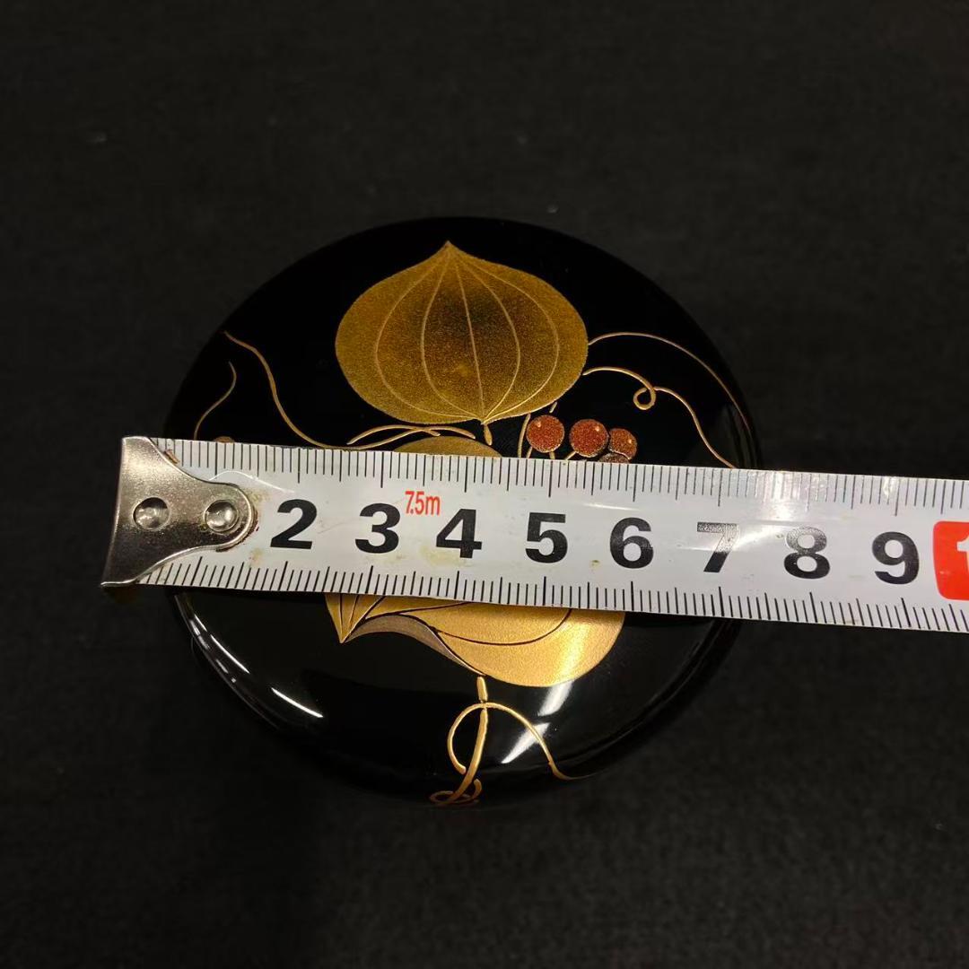 東端真筰 造 共箱 茶入れ 茶道具　大棗　山花束　金蒔絵 在銘