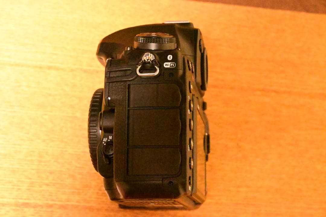 ニコン　D850　ボディ　美品　ショット数14,965回　箱付き