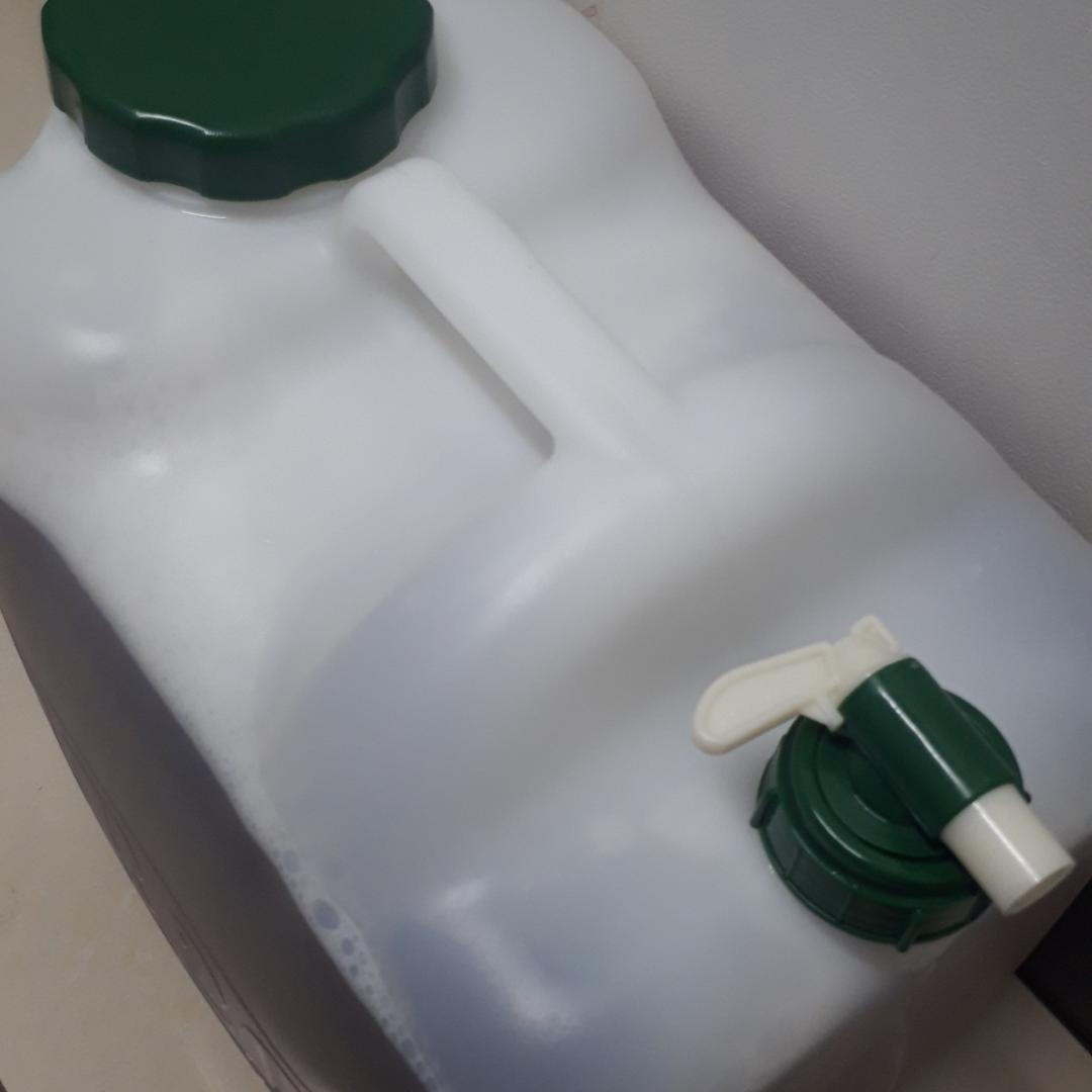 即購入OK☆　EM入り　無添加　ホホバオイル入り石鹸水　ミントの香り　24ｋｇ