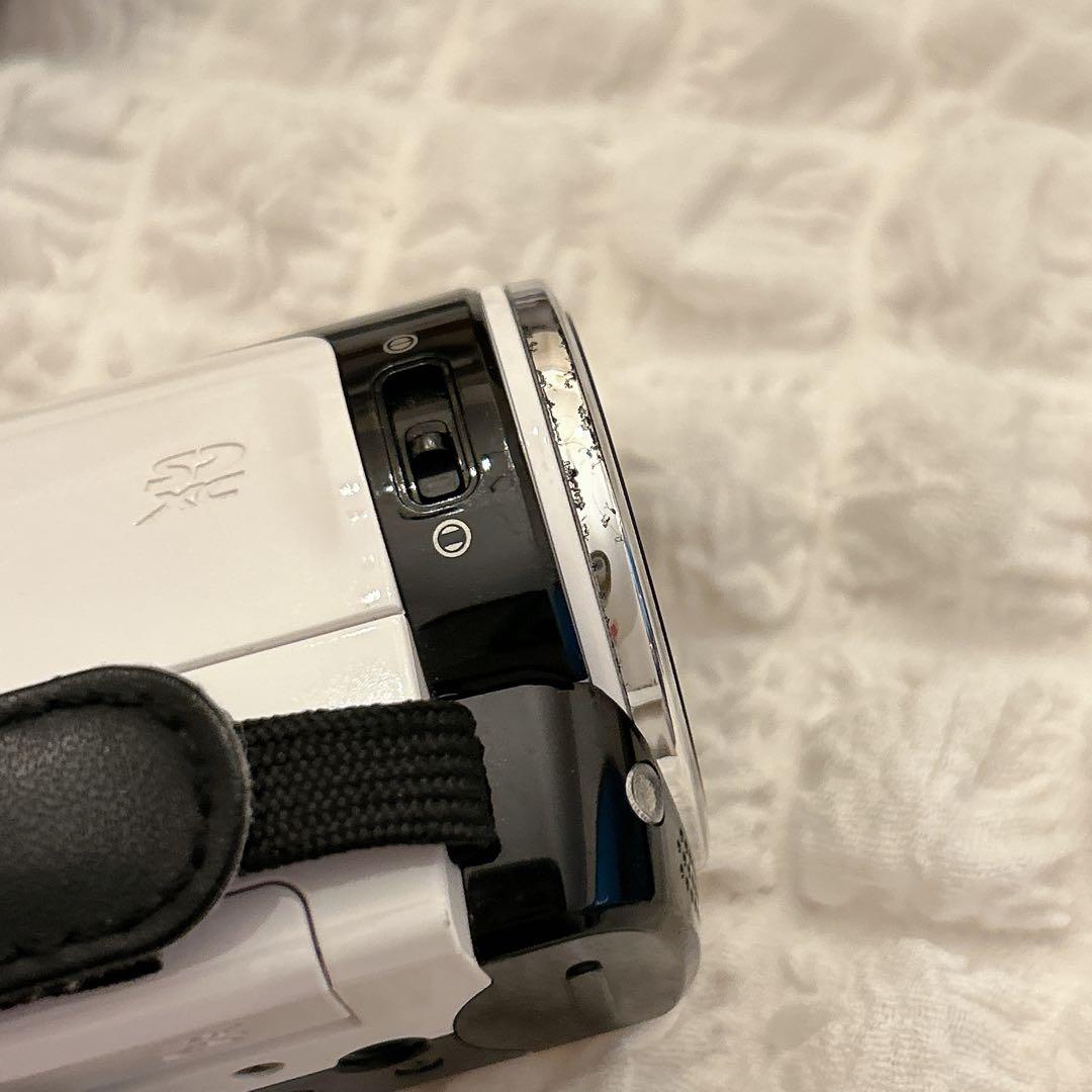 お値下げ　JVC ビクターエブリオ ビデオカメラ GZ-ＨＭ670