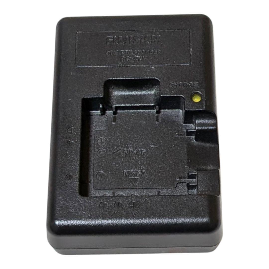 美品 FUJIFILM FINEPIX XP200 防水デジタルカメラ イエロー