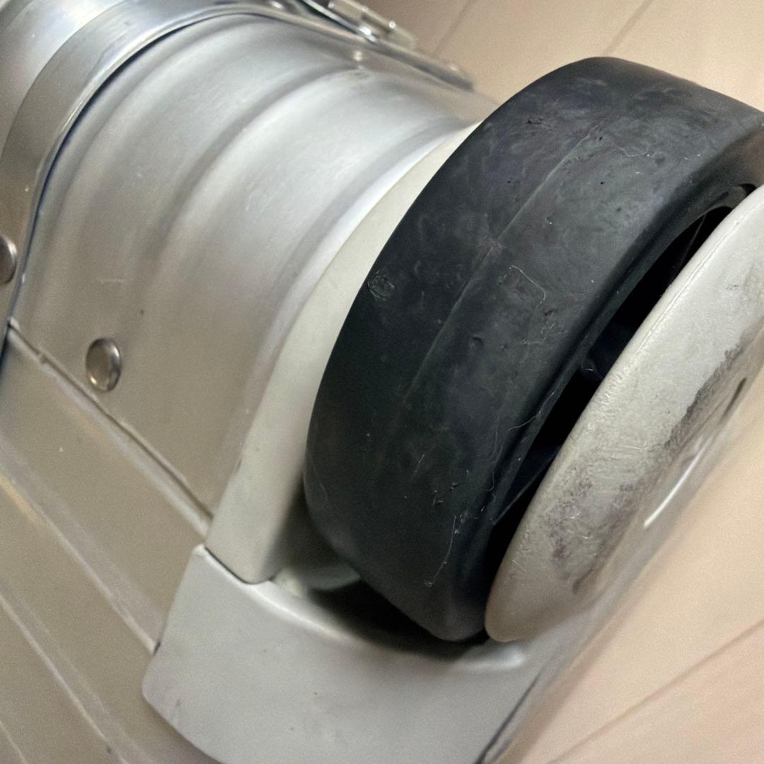 RIMOWA キャリーカート スーツケース　鍵付き