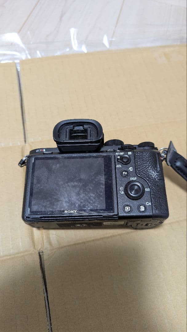 SONY α7rii　美品　バッテリー２個　箱付き　シャッター回数１００００回
