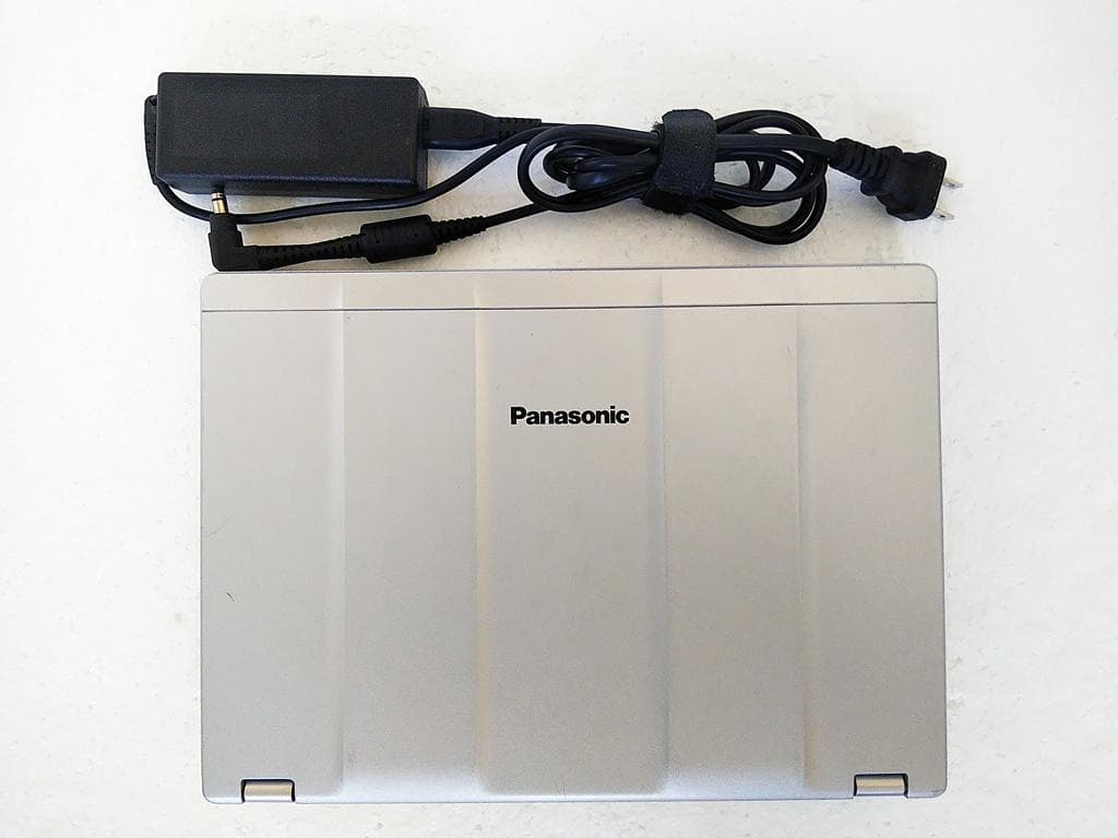 持ち歩きに最適 Panasonic CF-SZ5