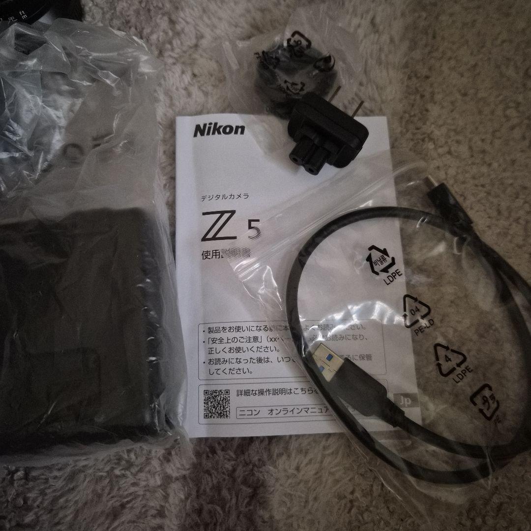 Nikon Z5 5個レンズ付き 美品!!! 価格交渉可能