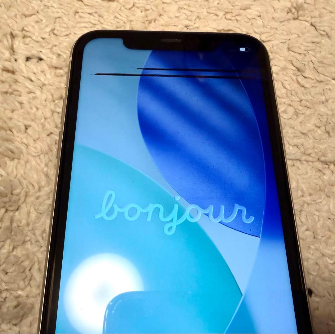 iPhone11 128GB MWM/22JA A2221 白 ホワイト