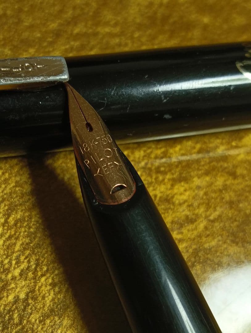 18金 パイロット PILOT Elite エリート 万年筆 黒 18K-750