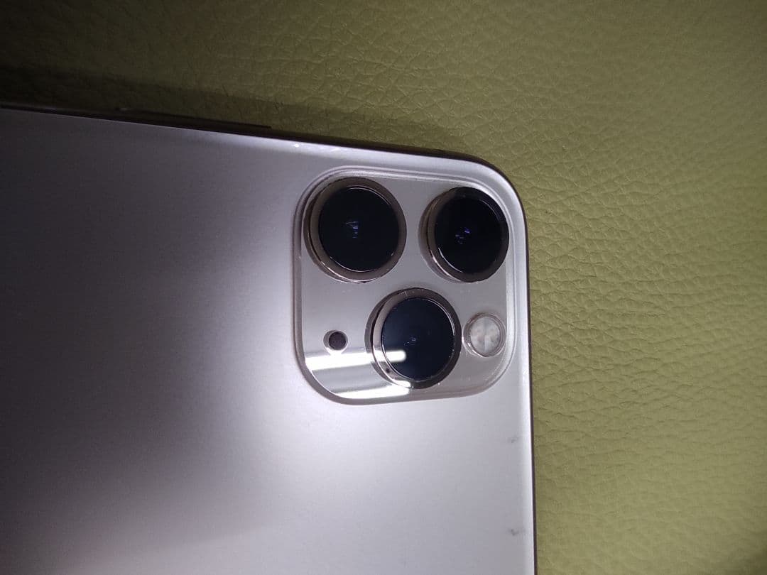 Apple iPhone 11 ProMaxゴールド 256GB 美品