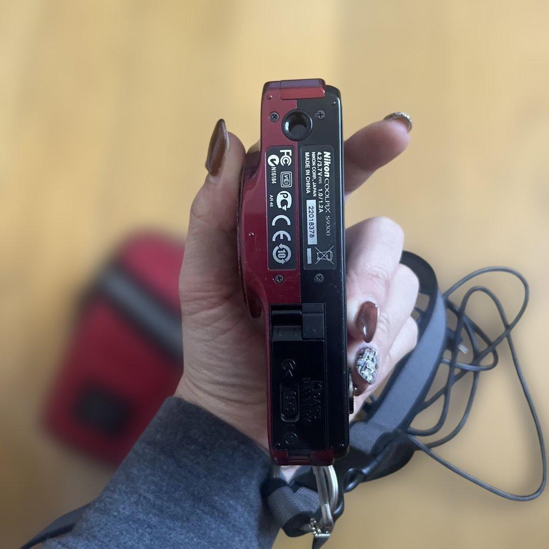 ニコン　デジカメ