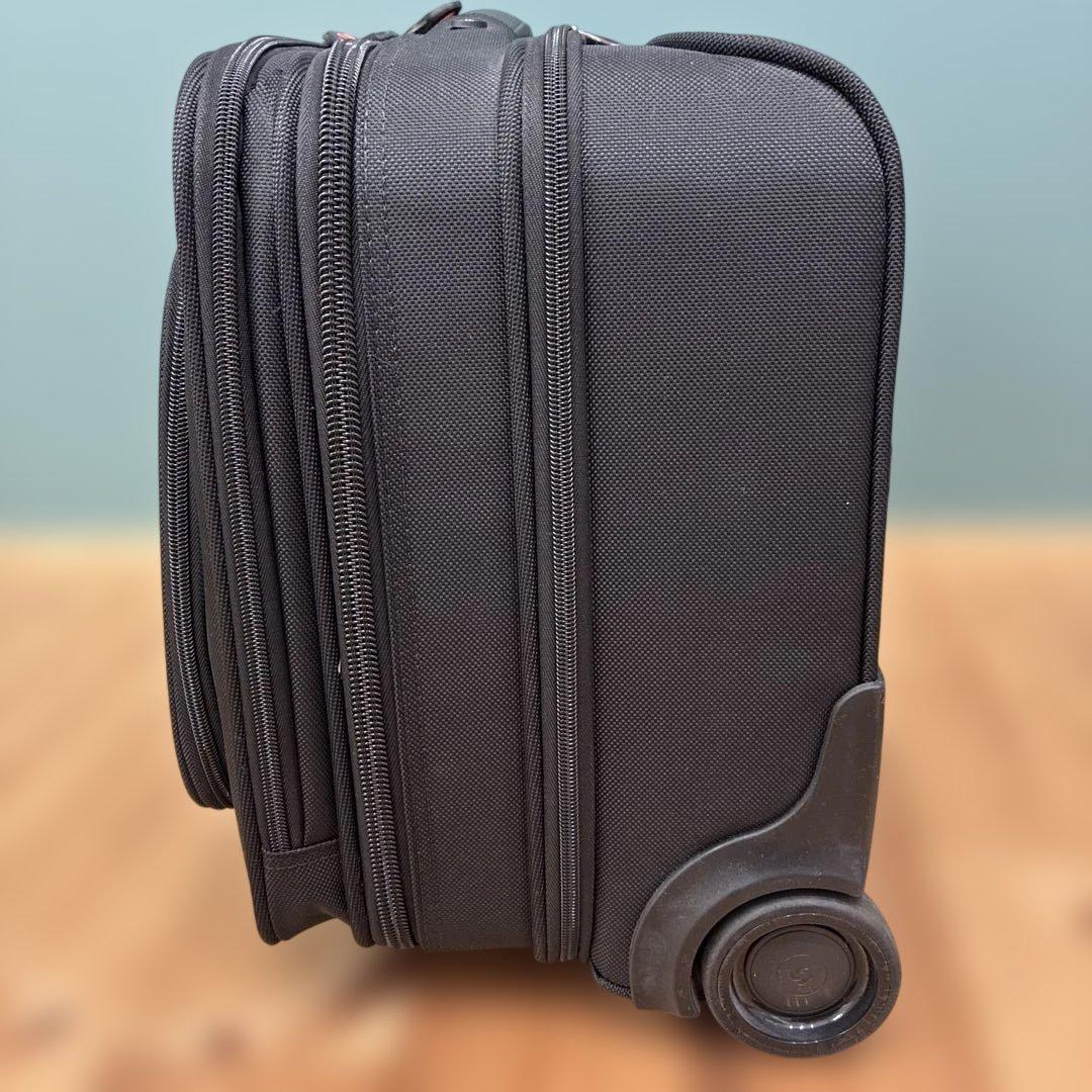 Samsonite サムソナイト ビジネスキャリーバッグ ブラック 機内持込可