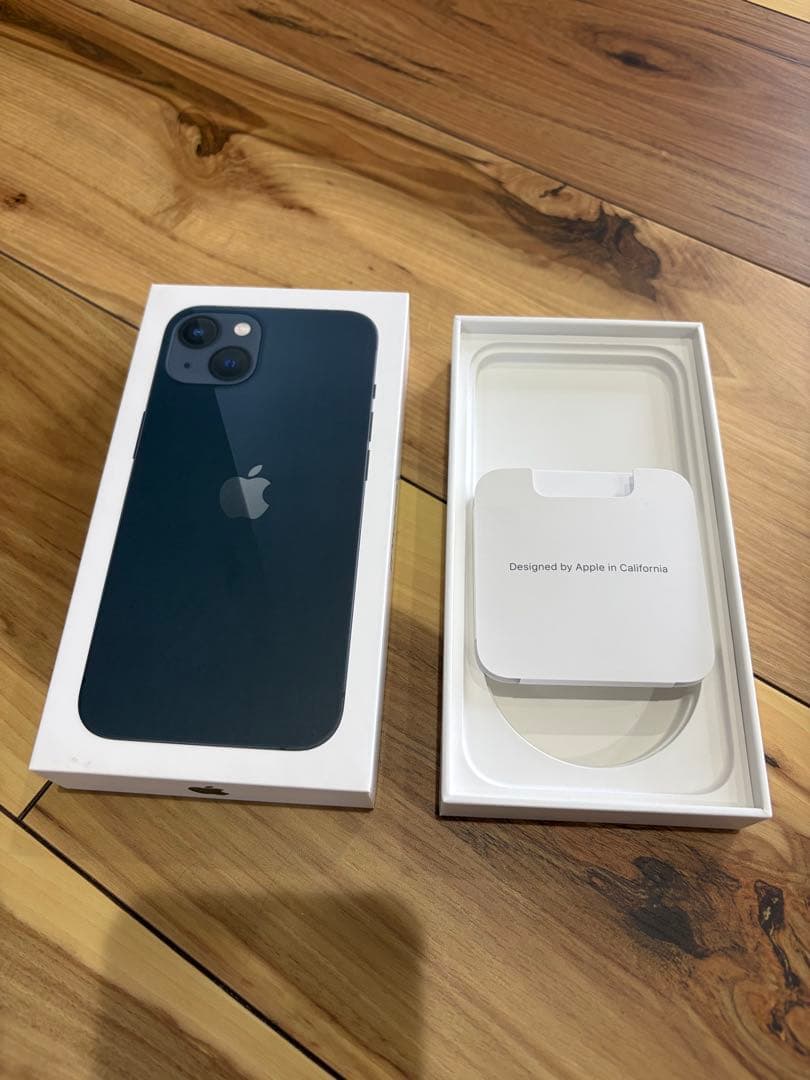 Apple iPhone 13ブラック 本体 超美品