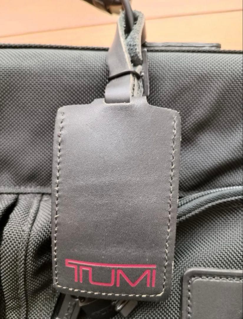 【美品】TUMI ガーメントバッグ　（スーツケース）　※SALE