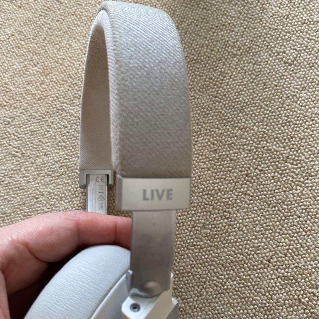 JBL LIVE770nc ホワイト　ワイヤレスヘッドホン