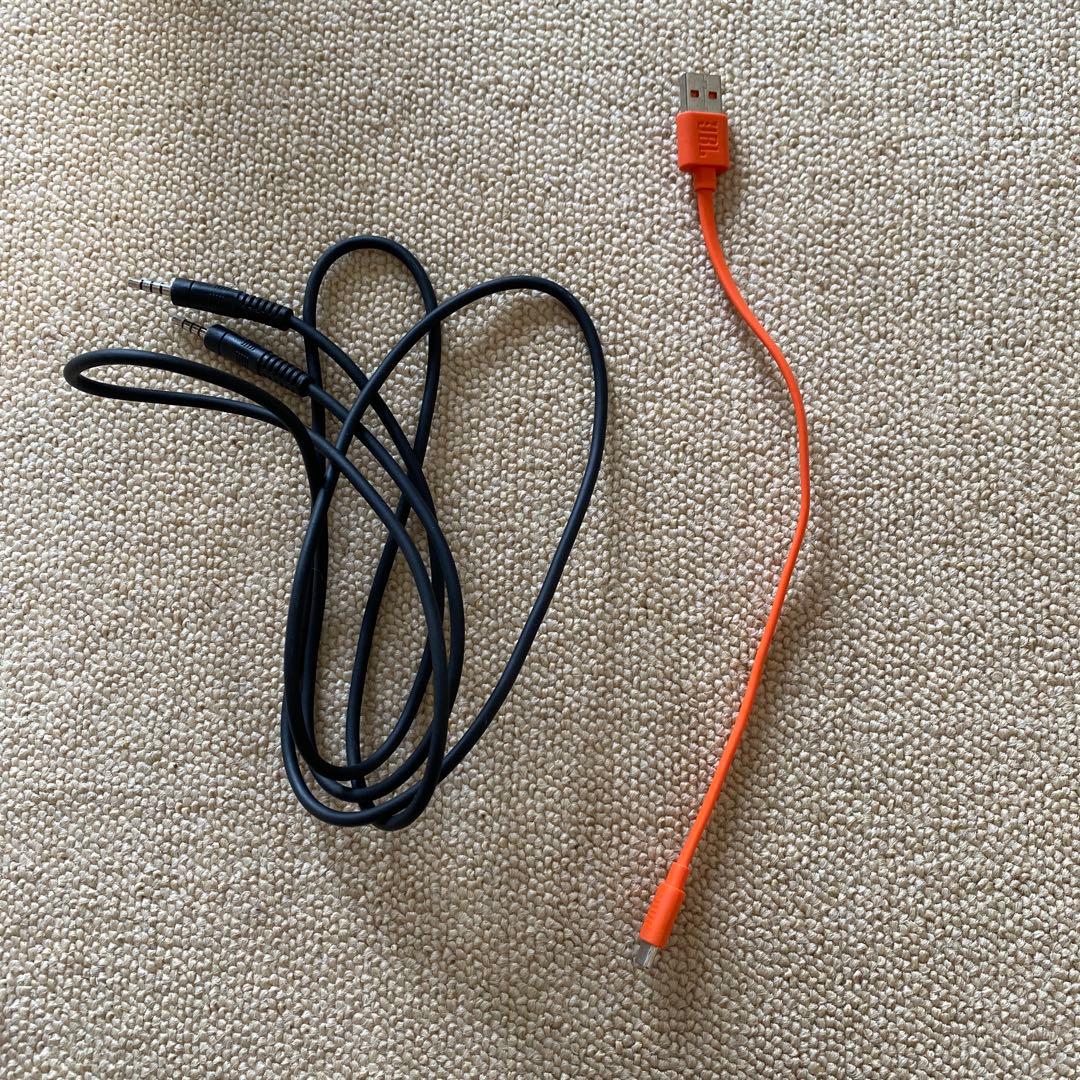 JBL LIVE770nc ホワイト　ワイヤレスヘッドホン