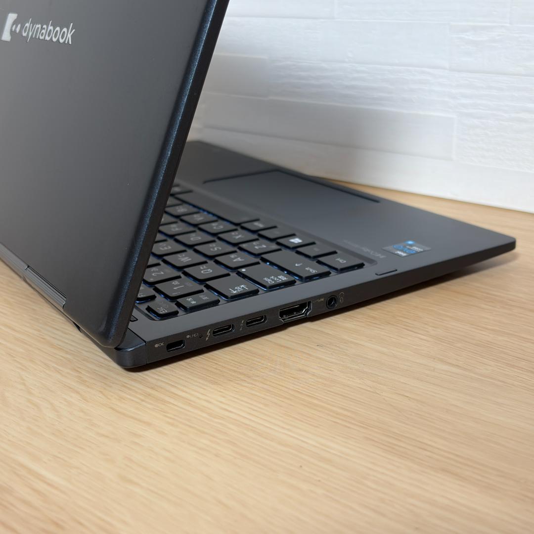 Dynabook　11世代i5　ノートパソコン　Windows11　高性能　28