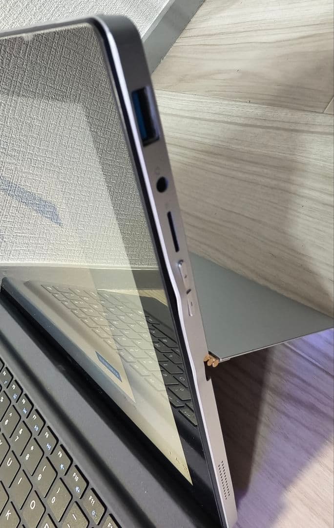 【ジャンク】WindowsタブレットPC