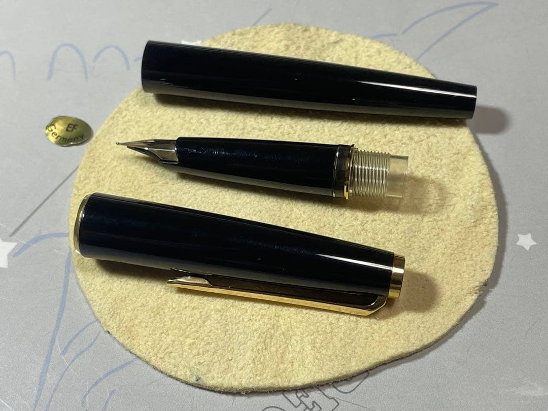 極美品◆モンブラン320 万年筆 14K EF 試筆のみ 化粧箱＆カートリッジ付