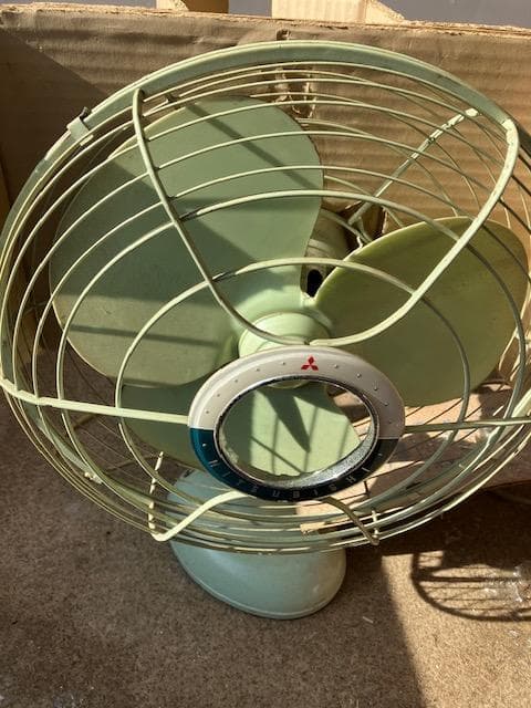 ヴィンテージ昭和家電／三菱扇風機／箱付／指定場所での引き取り限定