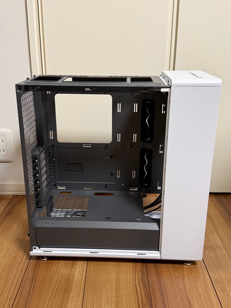 Fractal Design North TG ホワイト