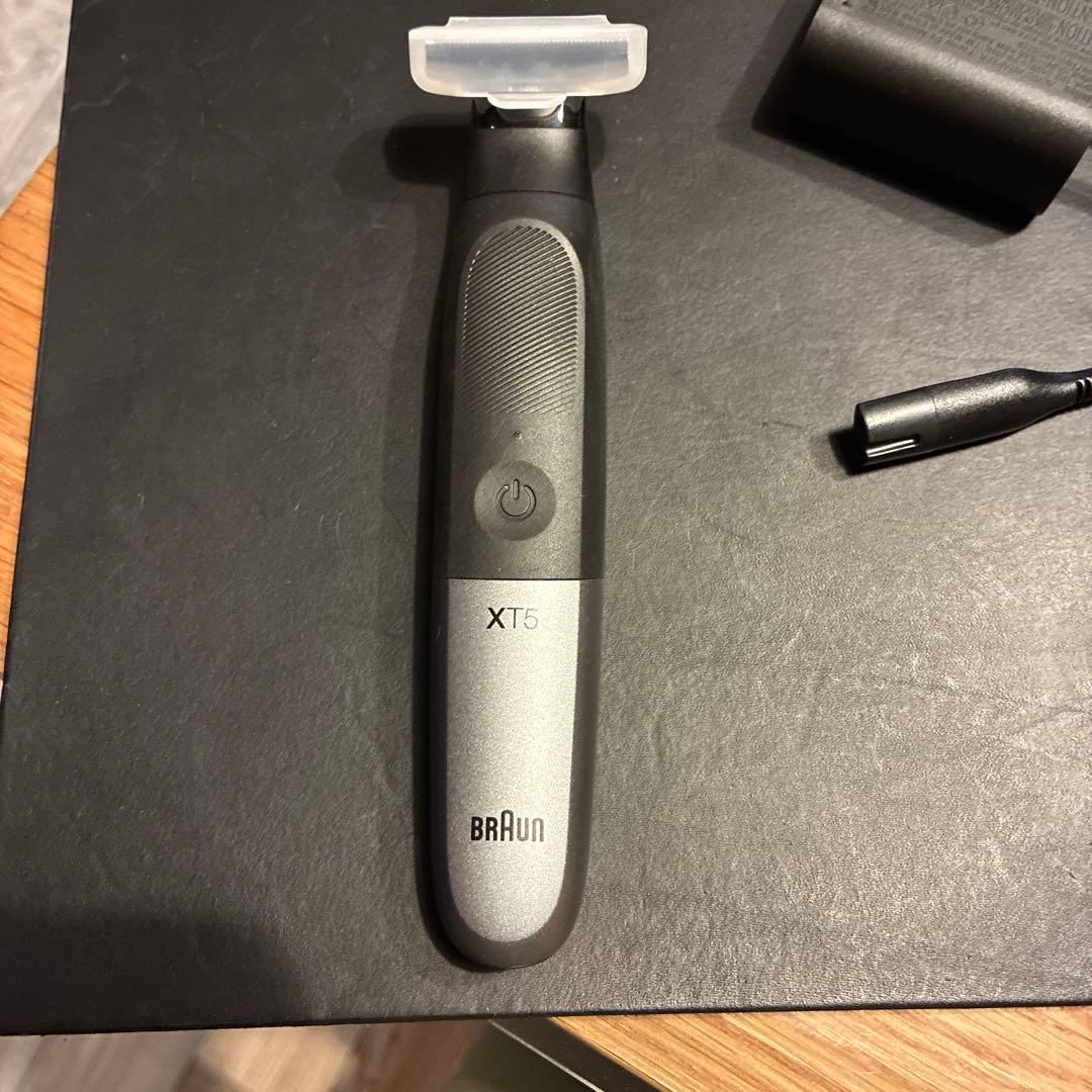 XT5000 ブラウン　ボディーシェイバー　BRAUN