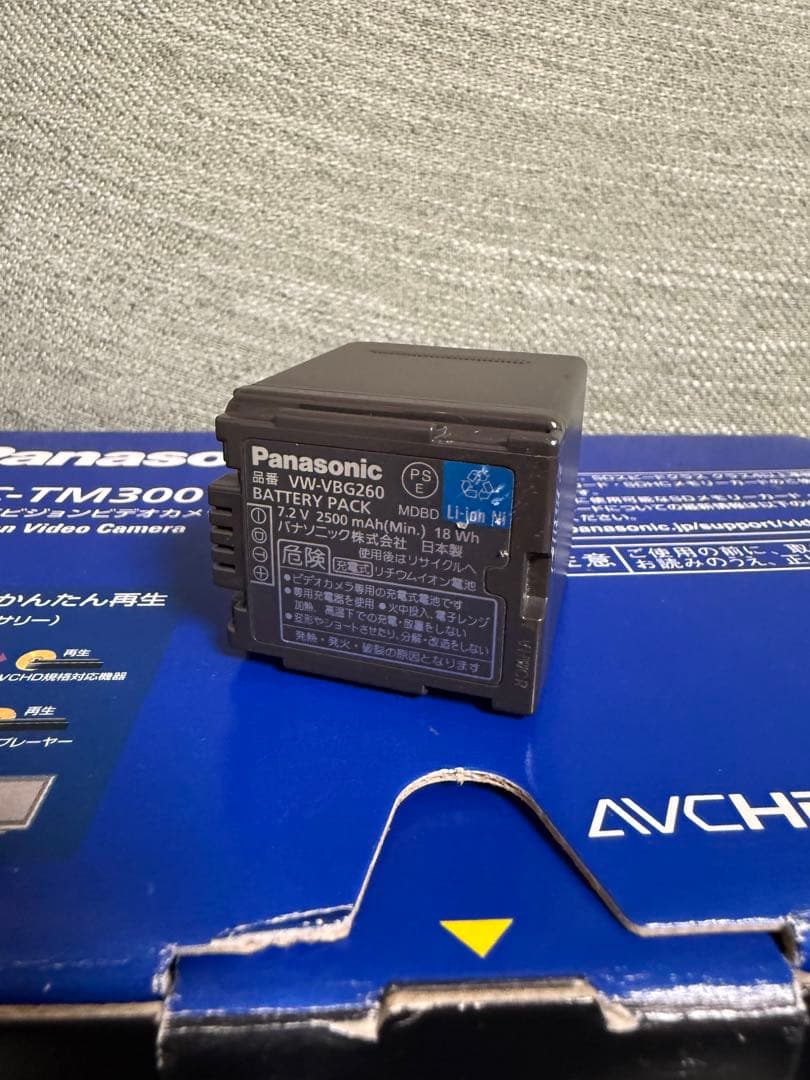 Panasonic HDC-TM300 ビデオカメラ