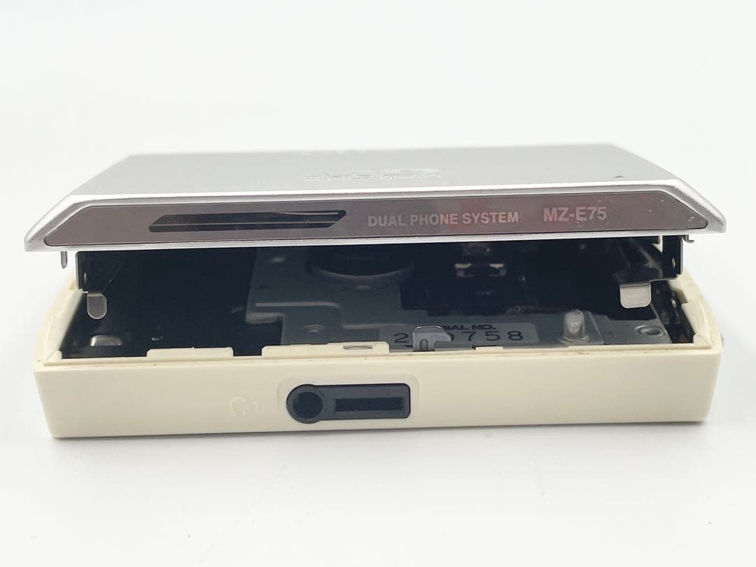 再生OK 外観美品　 SONY MZ-E75 Walkman MDプレーヤー