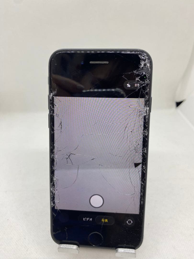 Iphone SE 第2世代64GB Sim フリー　68997