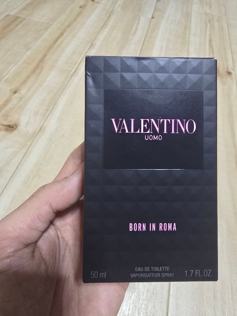 香水(男性用) VALENTINO UOMO BORN IN ROMA 50ml
