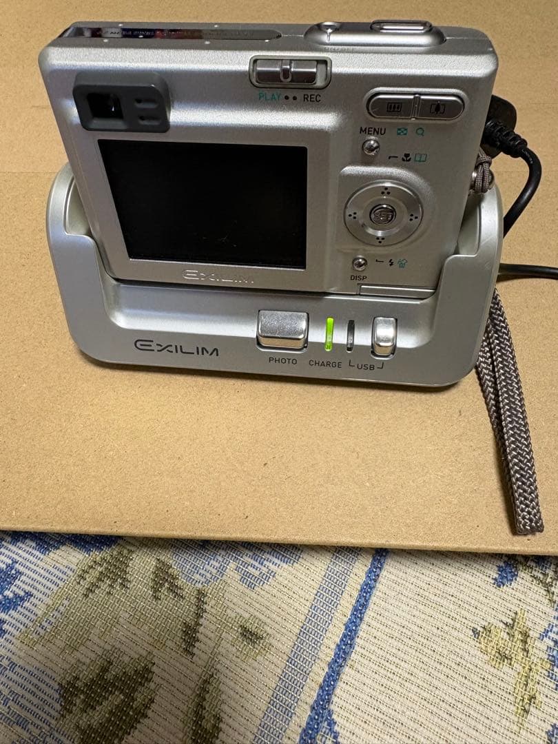 動作確認済 CASIO EXILIM EX-Z3 レトロコンデジ 光学3倍ズーム