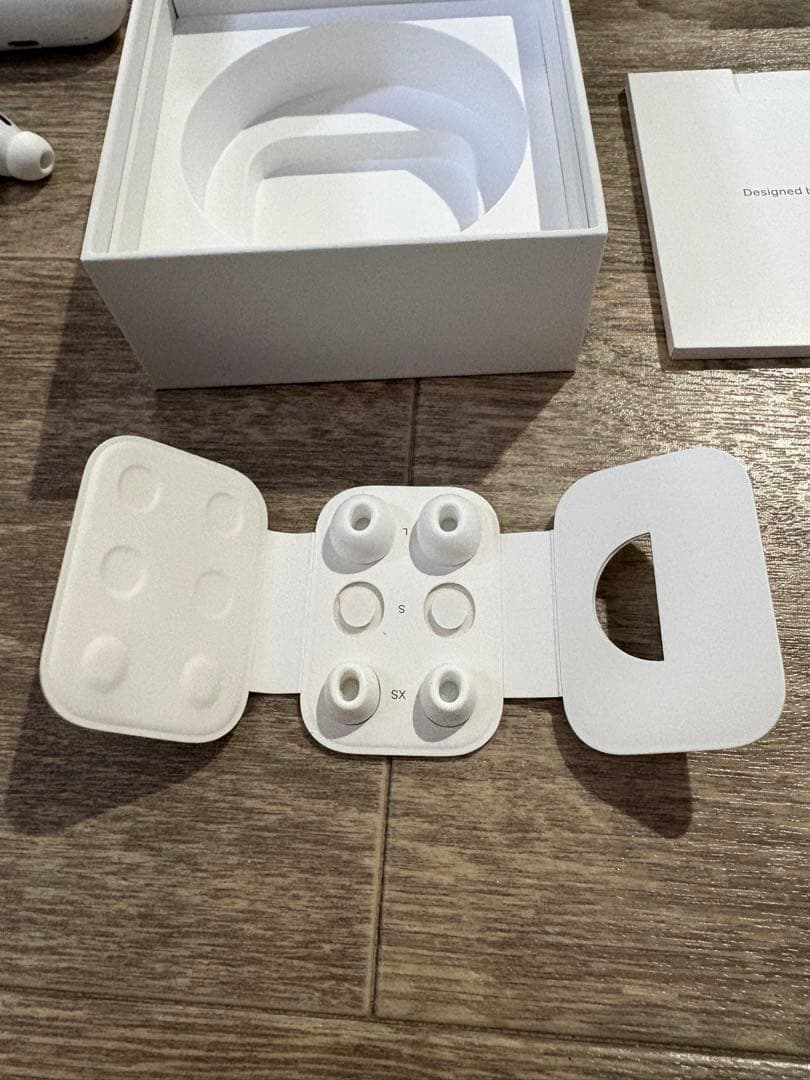 AirPods Pro2 本体 片耳 充電ケース付き ホワイト