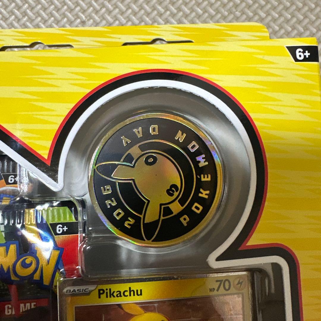 USA限定　ポケモンカード　ポケカ30周年記念　激レア