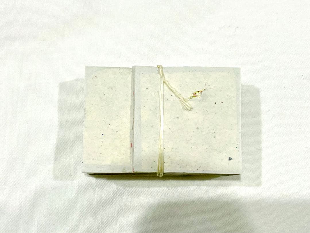 純金箔 3cm x 3cm 200枚セット タイ製 金箔 純金 ゴールドリーフ4