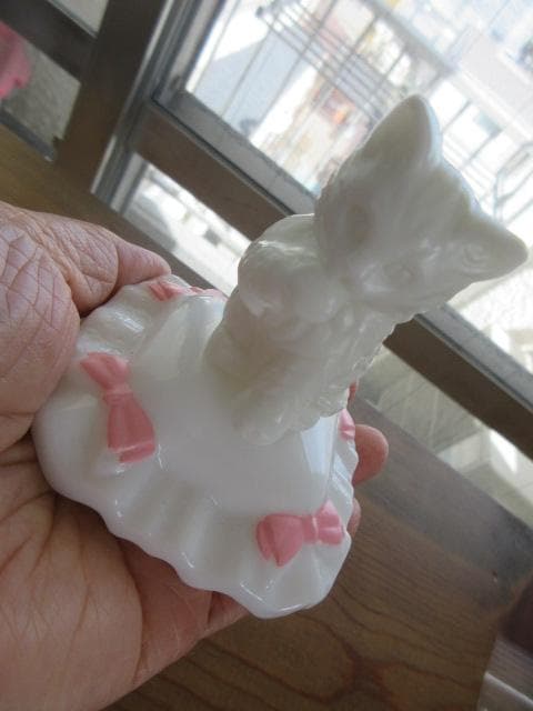 エイボン★ビンテージコロンボトル★猫 Sitting Pretty(sit50)