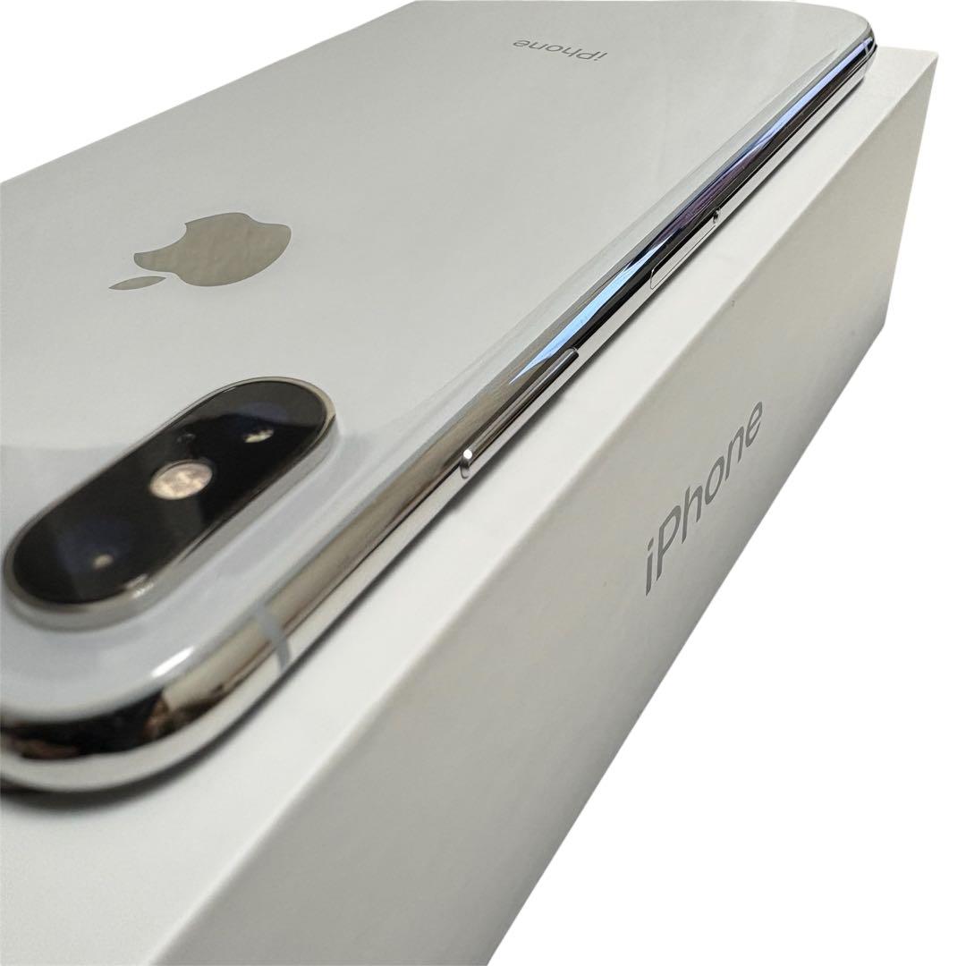 iPhoneXS 64GB シルバー SIMフリー