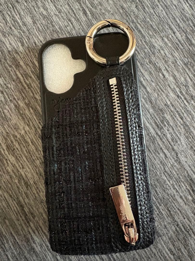 ajew iPhone 16用ケース ブラック