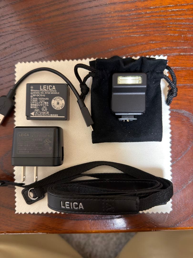 フ*郎様 leica d-lux7 純正レンズキャップ　純正グリップ