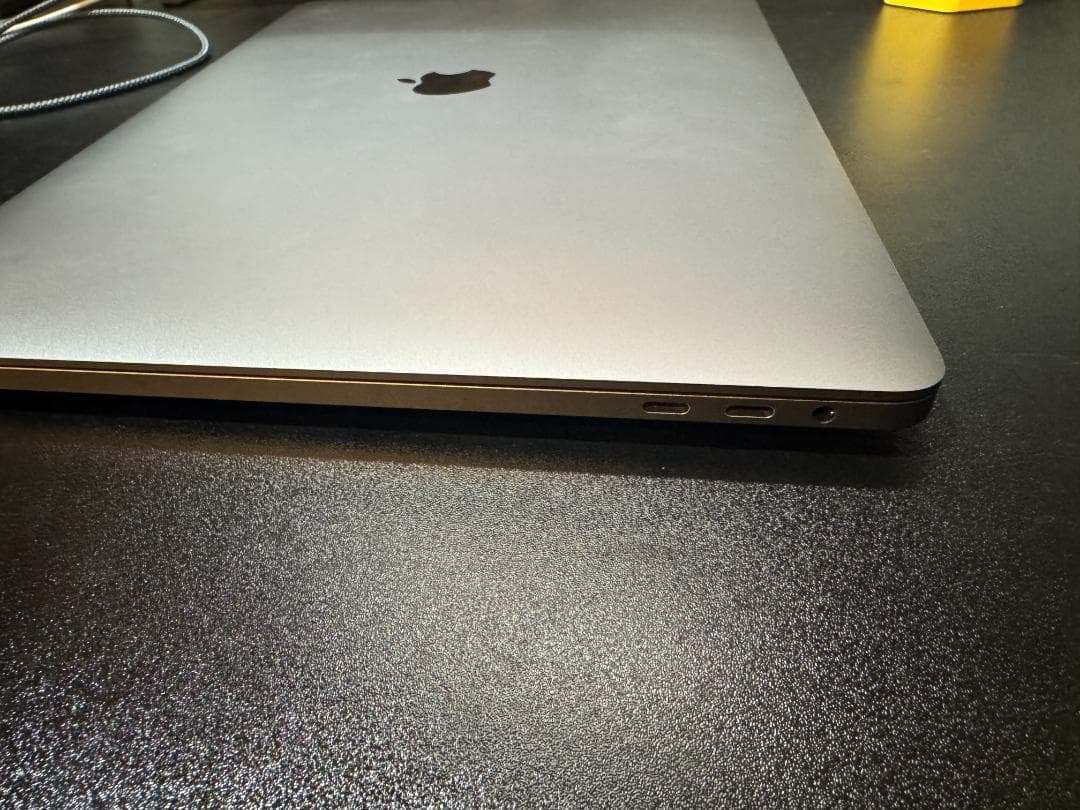 MacBook本体 MacBook Pro 16 2019 Core i9_1TB/GPU 8GB