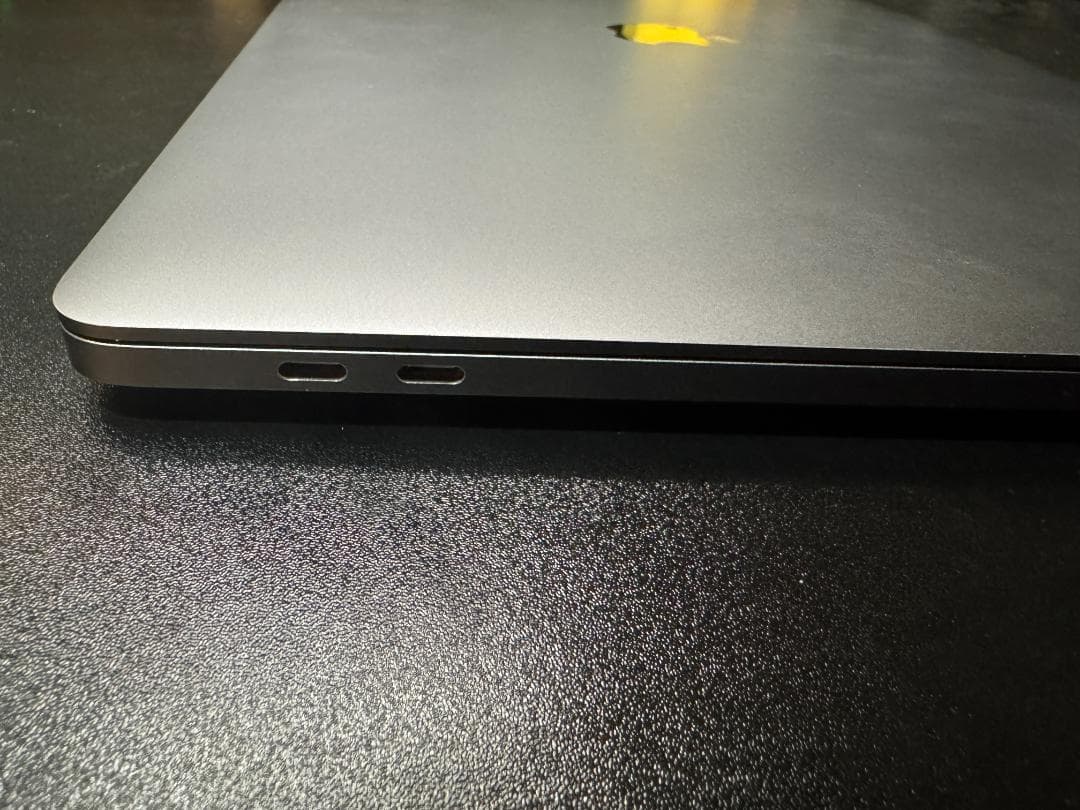 MacBook本体 MacBook Pro 16 2019 Core i9_1TB/GPU 8GB