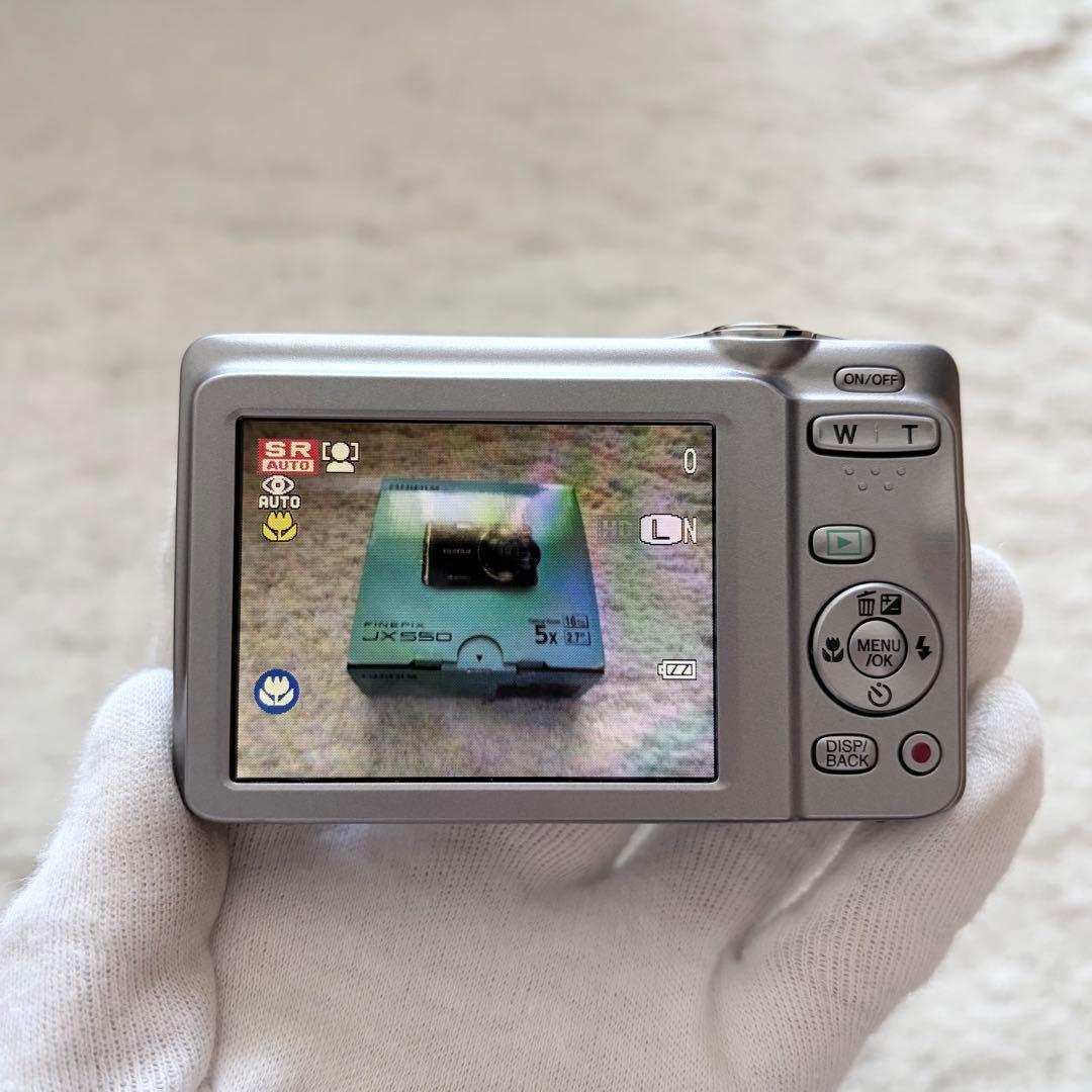 極上品【動作確認済】FUJIFILM 富士フイルム FINEPIX JX550