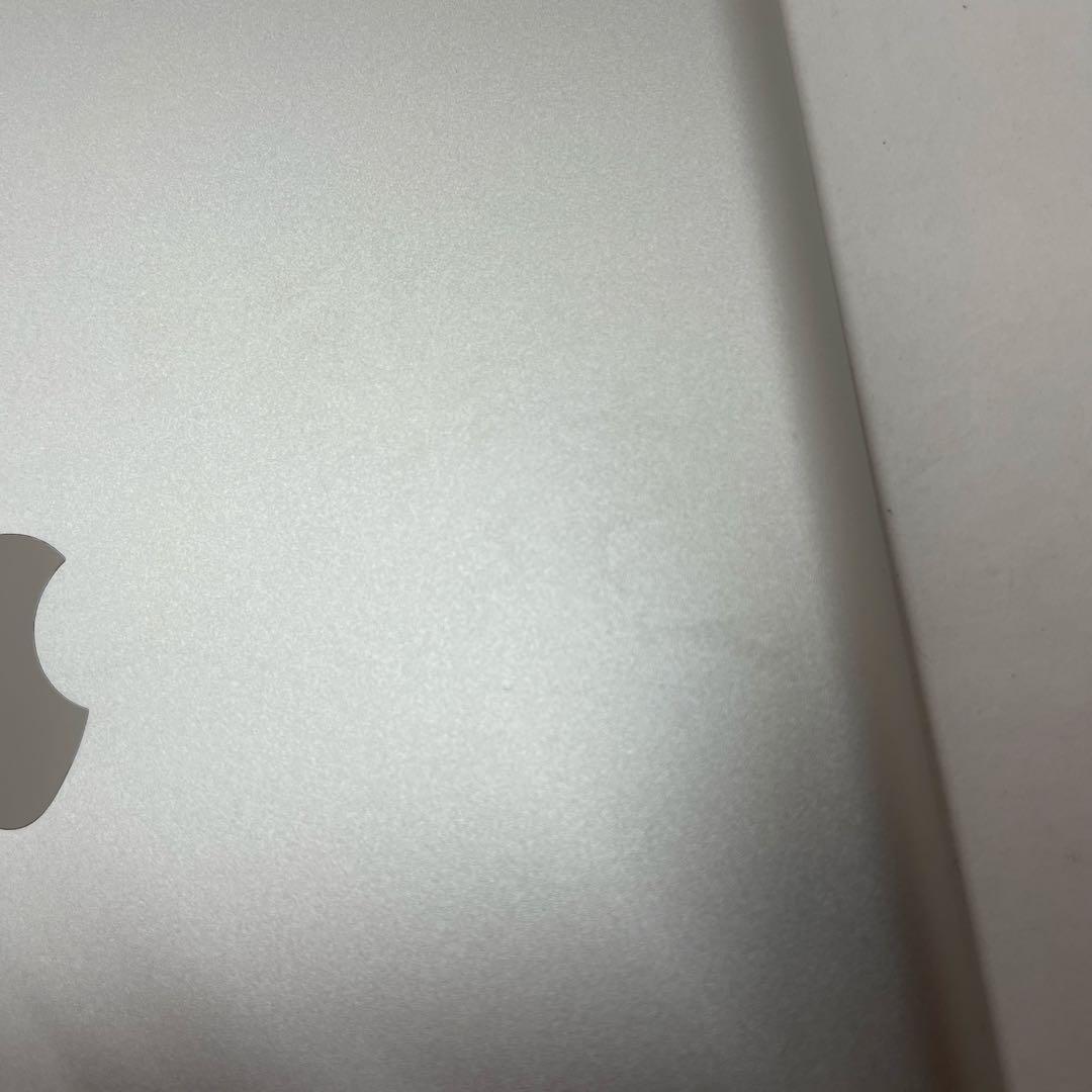 Apple iPad (第5世代) Wi-Fiモデル 128GB シルバー