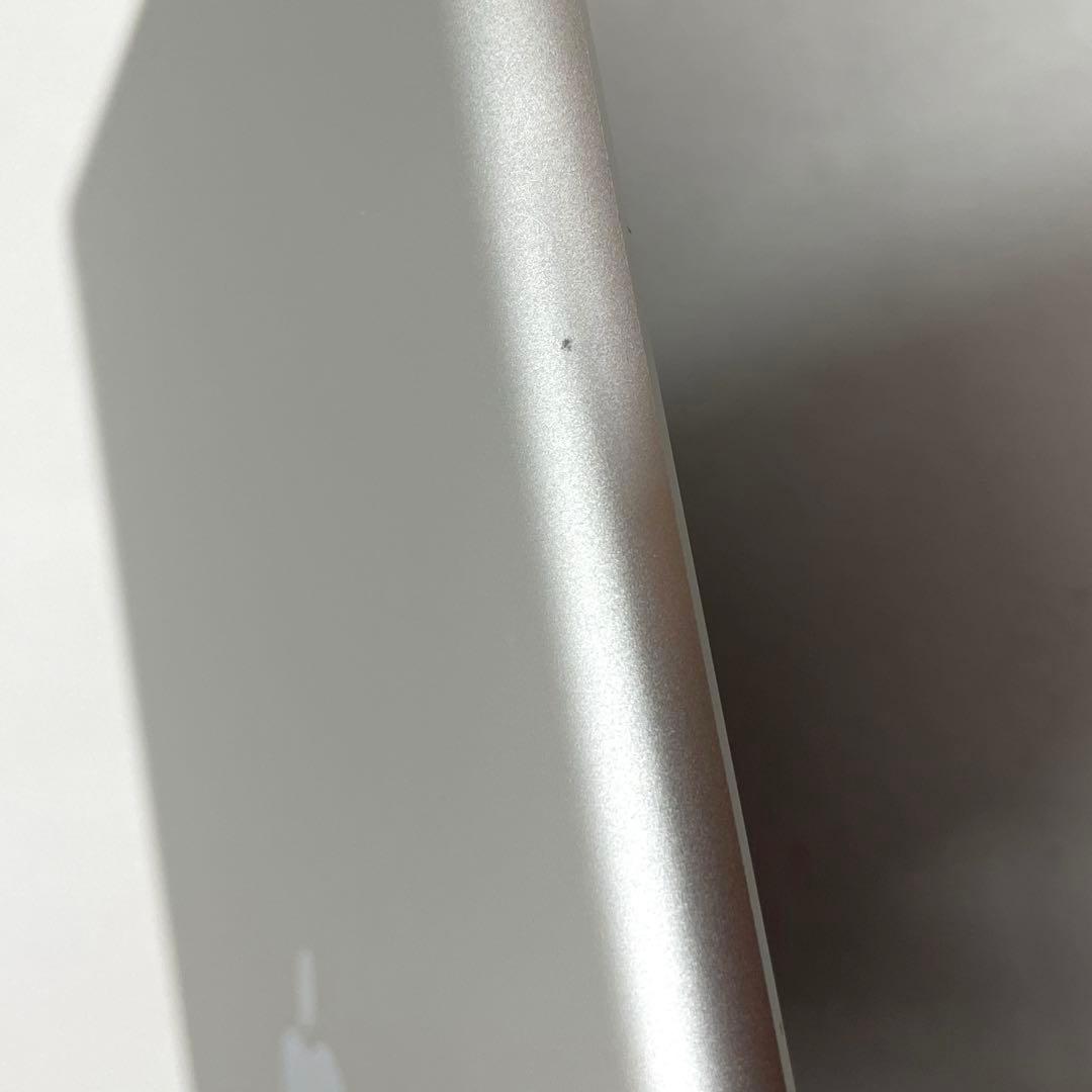 Apple iPad (第5世代) Wi-Fiモデル 128GB シルバー