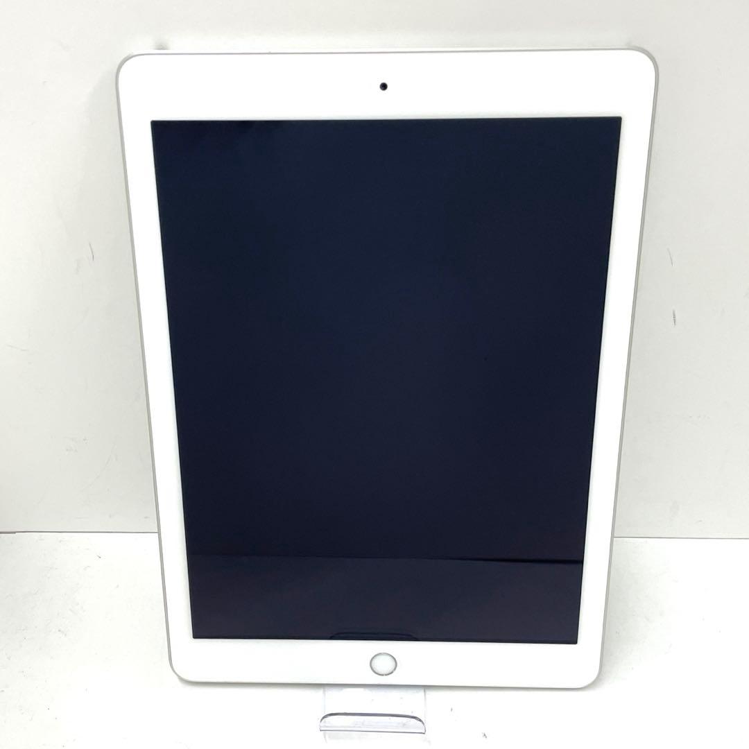 Apple iPad (第5世代) Wi-Fiモデル 128GB シルバー