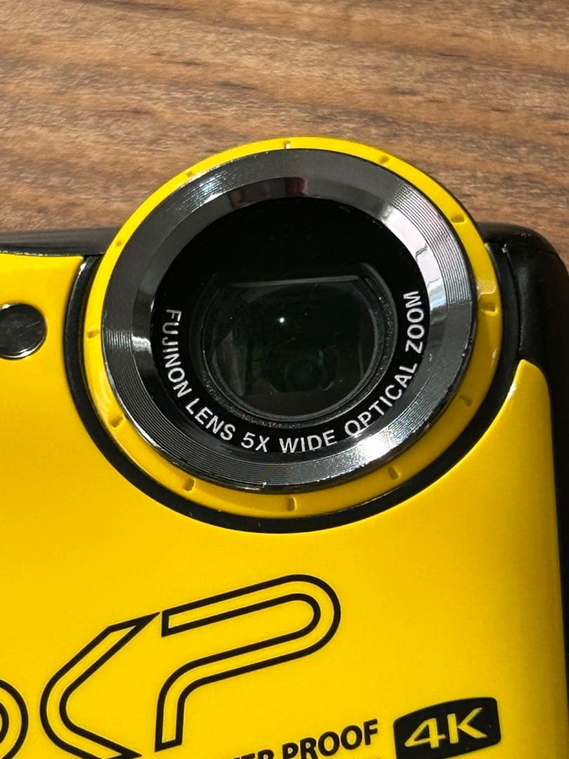 ジャンク　デジカメ　FUJIFILM　FinePix　XP140 イエロー