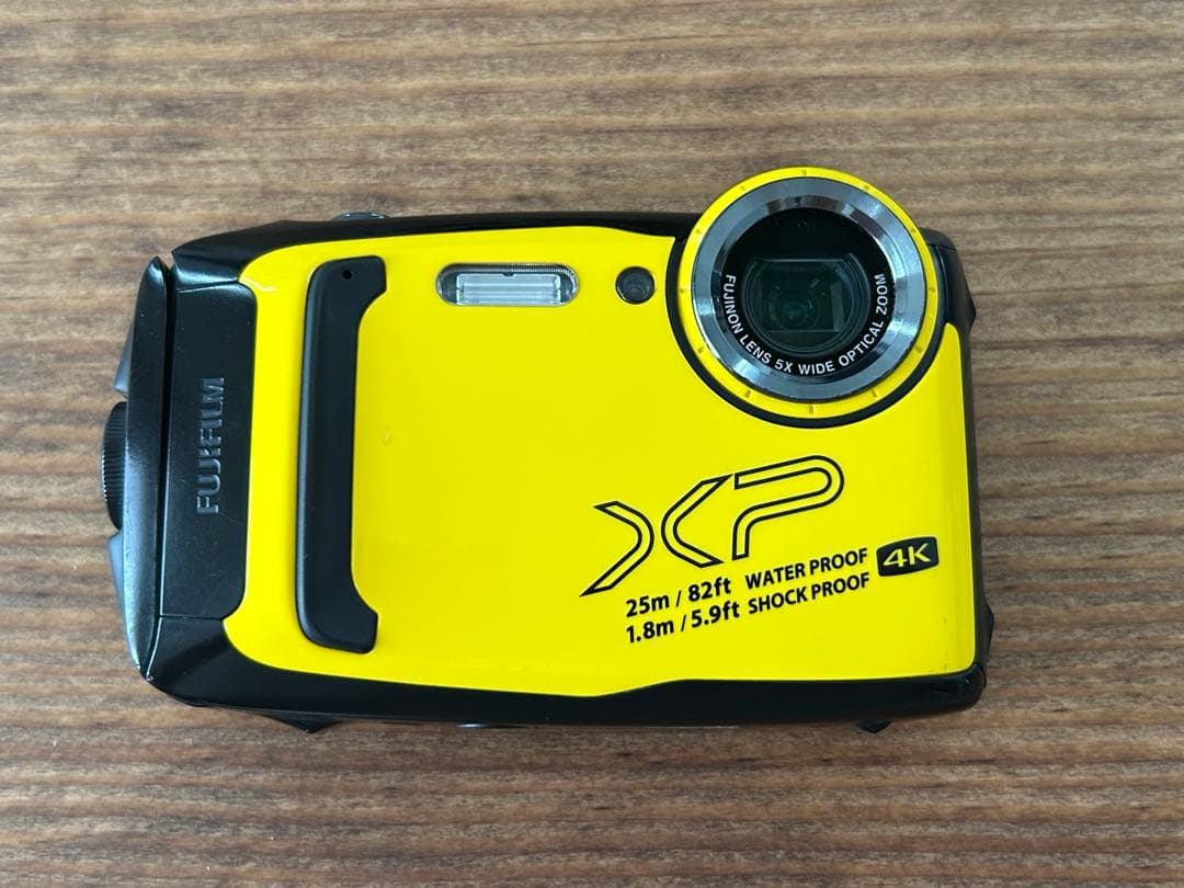 ジャンク　デジカメ　FUJIFILM　FinePix　XP140 イエロー