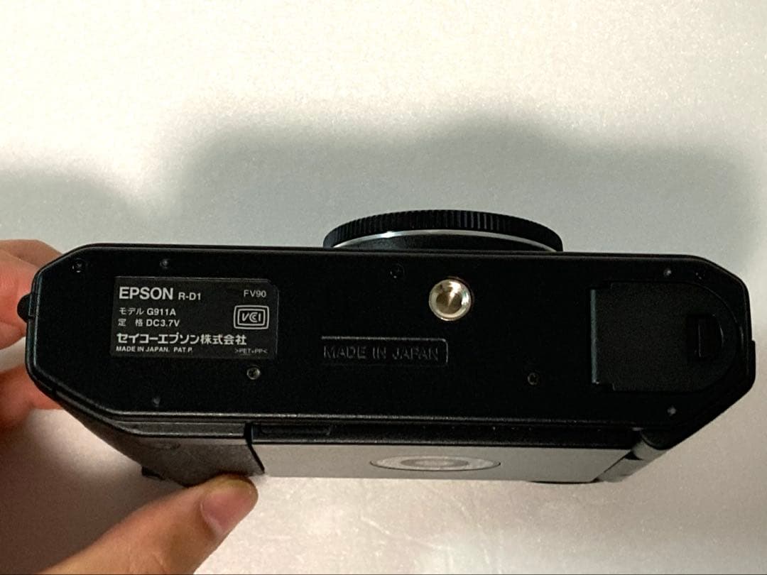 Epson R-D1 レンジファインダーデジタルカメラ